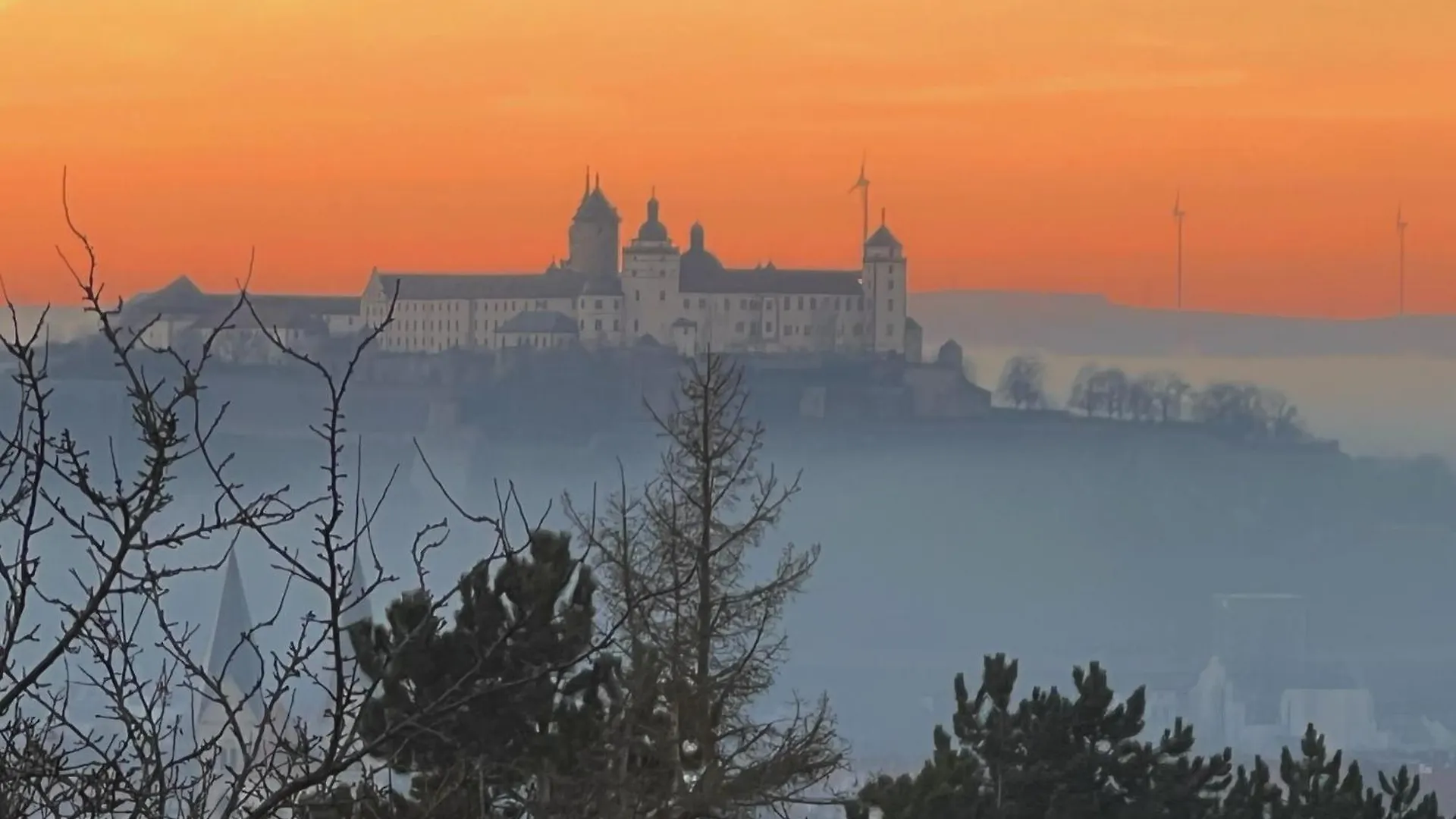 Greifensteiner Hof Hotel Würzburg 4*,
