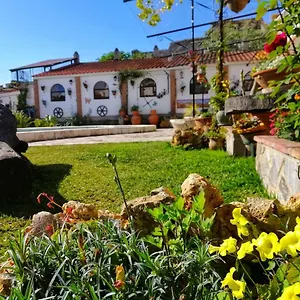 Casa Proyecto Pepe Bravo - Arte De Manos Y Corazón , Alozaina España